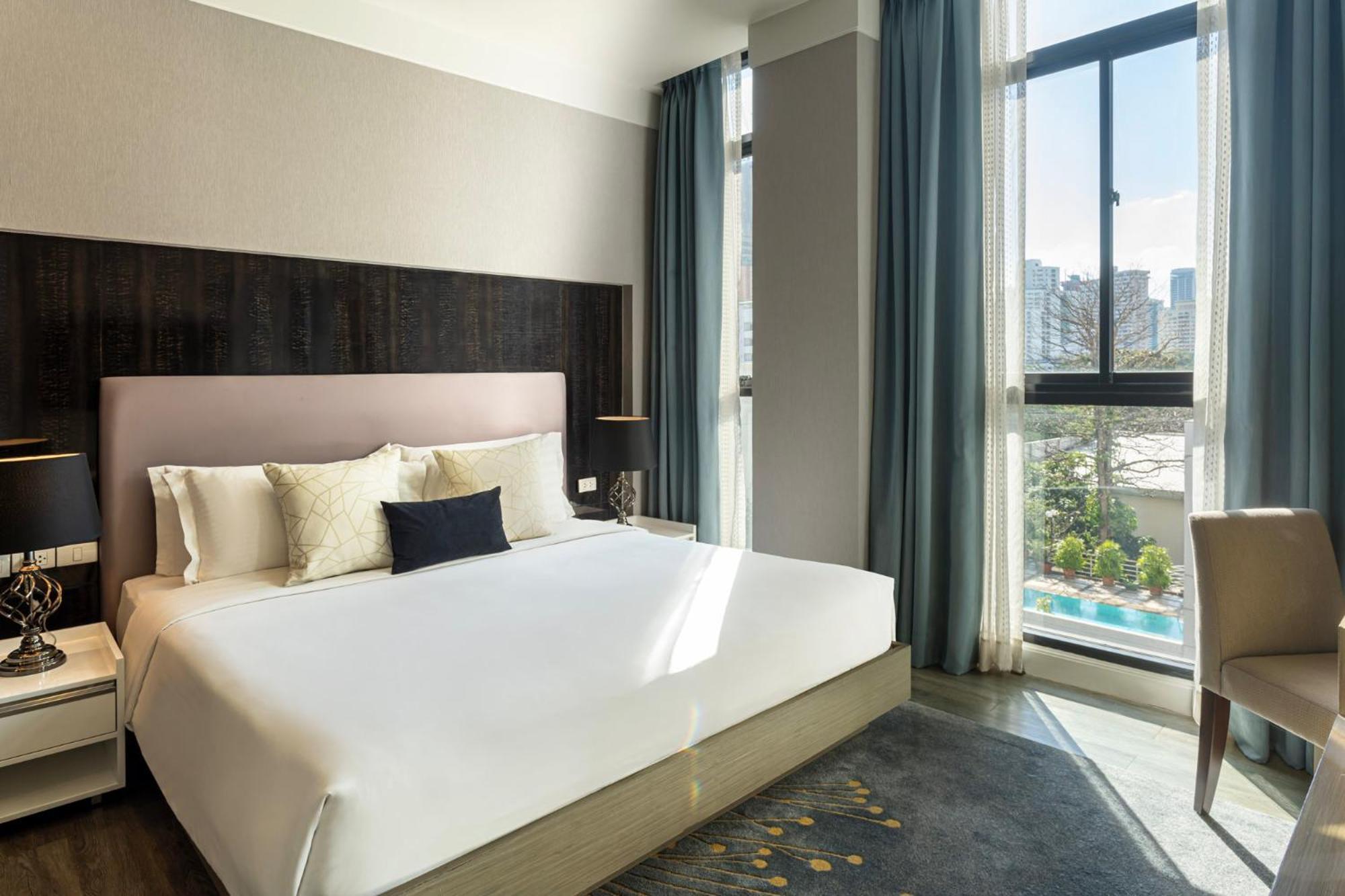 Novotel Suites Sukhumvit 39 - SHA Extra Plus Certified Bangkok Esterno foto