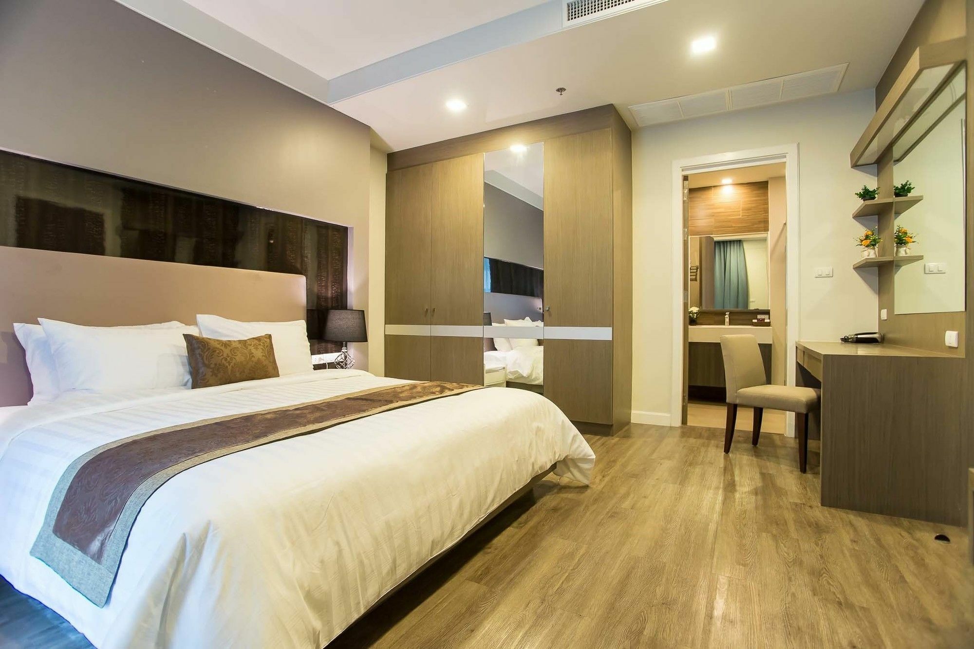 Novotel Suites Sukhumvit 39 - SHA Extra Plus Certified Bangkok Esterno foto